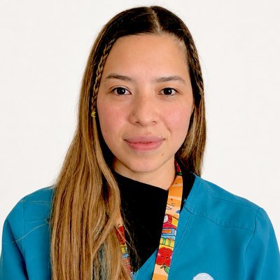 Leslie María José